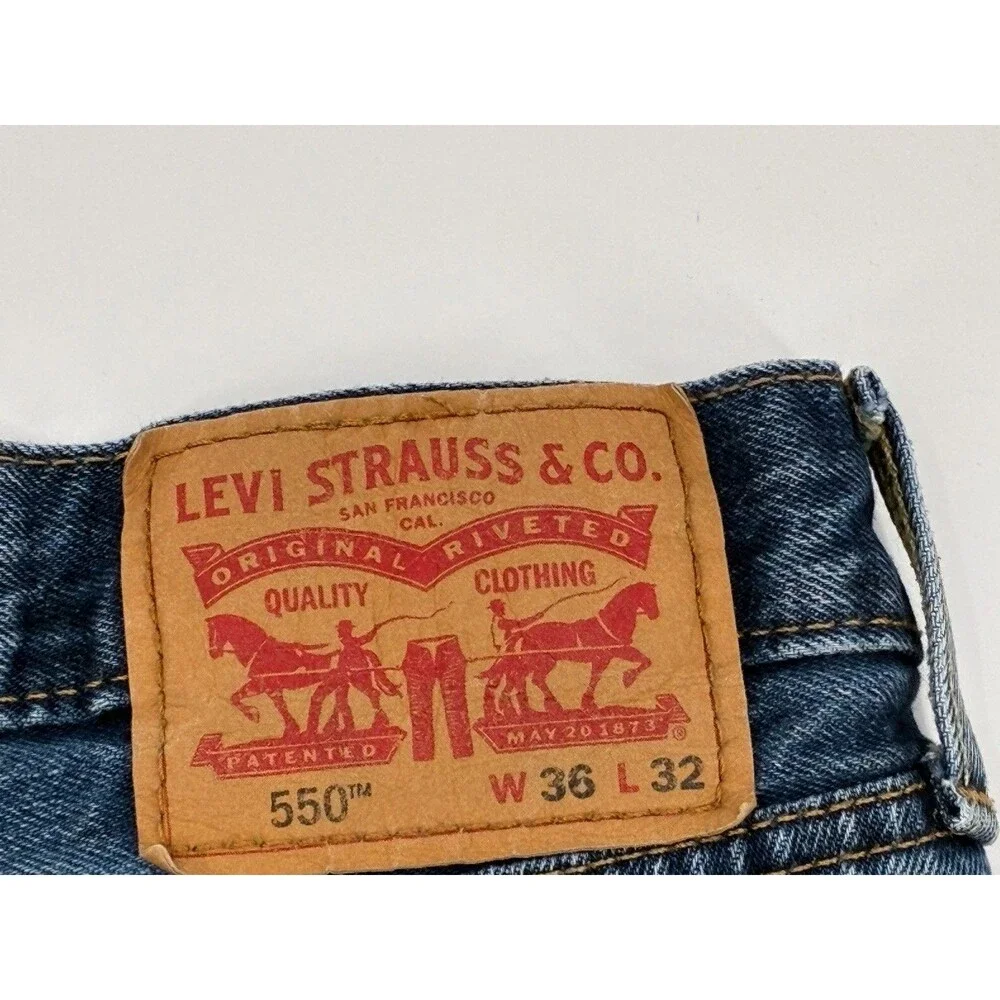 Levi’s 550 Relaxed Fit Jeans Men’s 36x32 Medium Wash Straight Leg